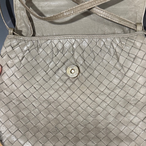 Vintage Bottega Veneta Intrecciato Woven Small Crossbody Bag in Taupe/Beige